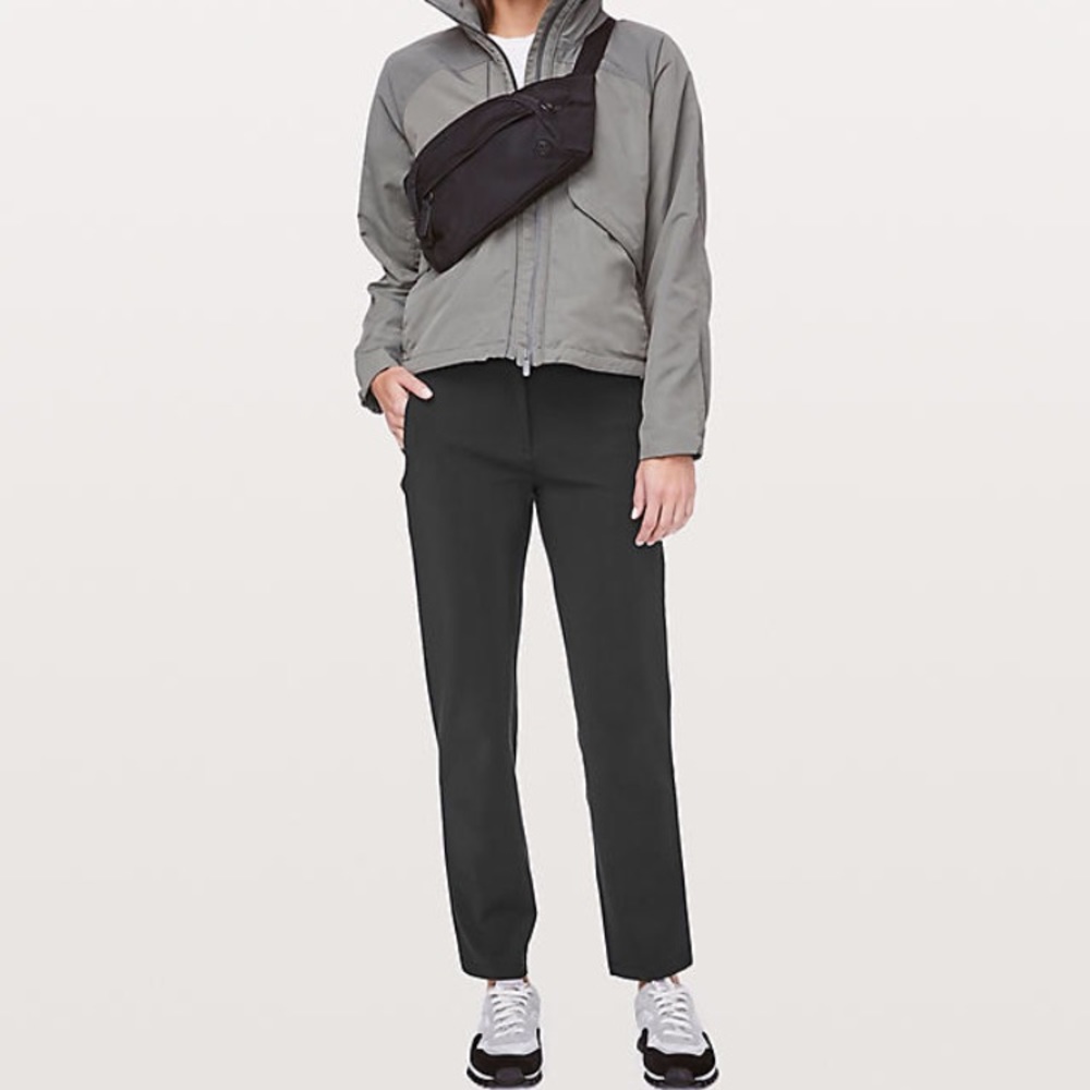 Lululemon On the Move Pant- Size 2